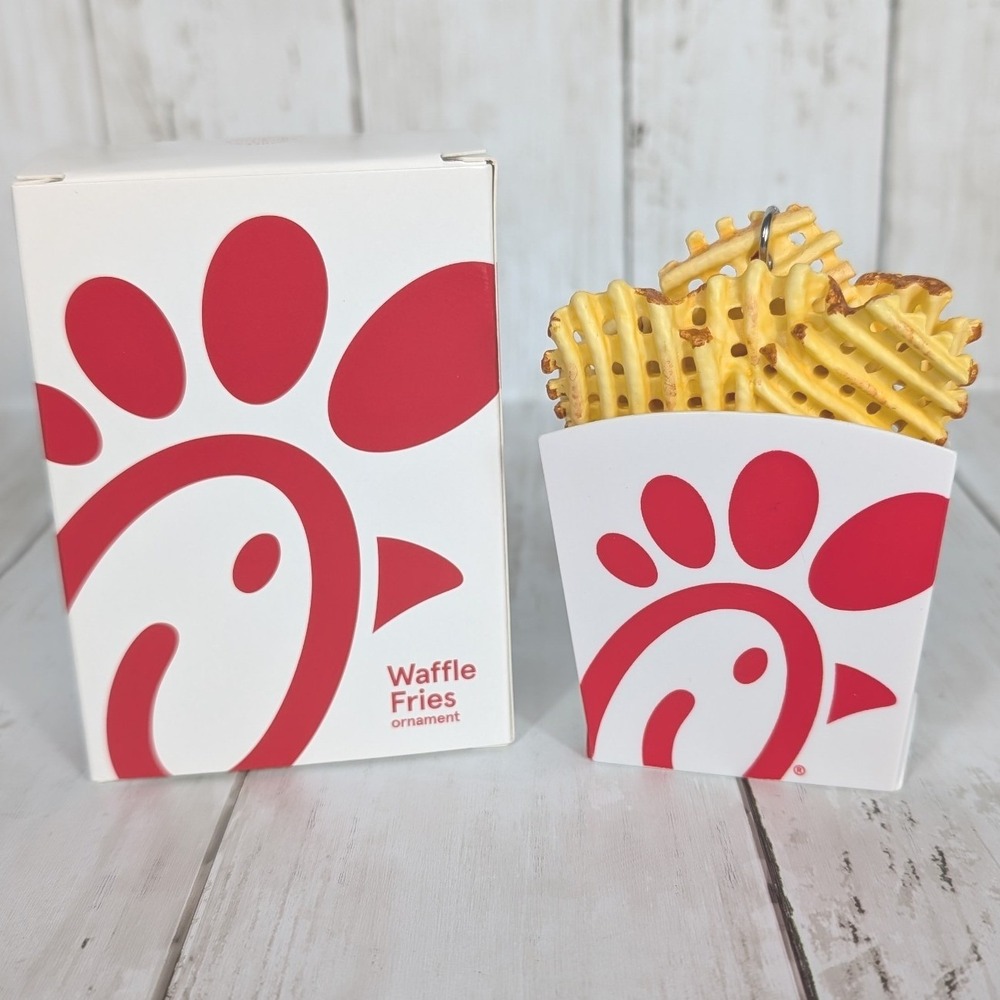 Chick-fil-A‎ Waffle Fries Ornament White Red Foodie Gift Boxed NEW